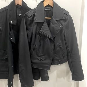 Beautiful subtle snake print pleather moto jacket